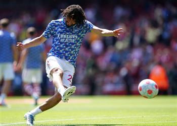 جماهير آرسنال عن أداء محمد النني أمام ليدز بطل مجهول ويجب تجديد عقده