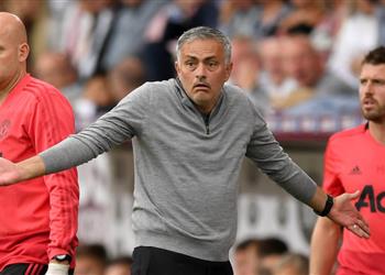 مورينيو لا يعرف الناس ما يحدث وراء الكواليس في مانشستر يونايتد