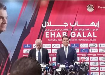 إيهاب جلال يوضح تفاصيل حديث محمد صلاح معه ويلمح لعودة عبد الله السعيد لمنتخب مصر