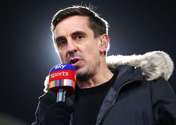 جاري نيفيل إصابة لاعب مانشستر سيتي تعزز فرص ليفربول في سباق اللقب