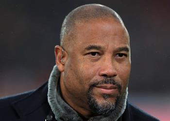 مستشهد ا بـ محمد صلاح بارنز ليفربول كان أذكى من مانشستر سيتي في الصفقات