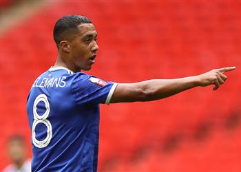 أمام أنظار ليفربول وريال مدريد ناد إنجليزي يتحرك للتعاقد مع تيليمانس