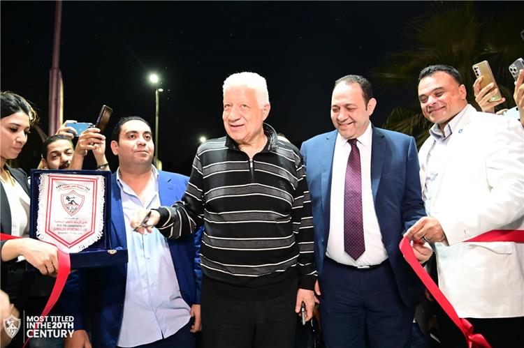 مرتضى منصور خلال افتتاح النادي النهري