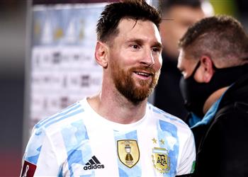 مارتينيز حينما يتحدث ميسي يصمت رئيس الأرجنتين