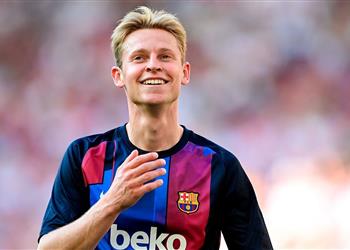 دي يونج يوافق على الانتقال لـ مانشستر يونايتد وبرشلونة يحدد موعد ا نهائي ا للصفقة