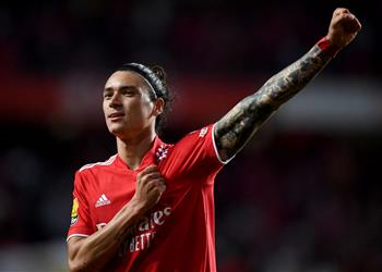 مانشستر يونايتد يثق في ارتكاب ليفربول لخطأ فادح مع نونيز