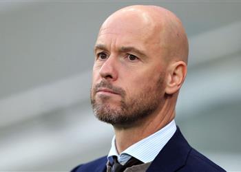 لاعب مانشستر يونايتد يفاجئ تين هاج ويعرض نفسه على روما