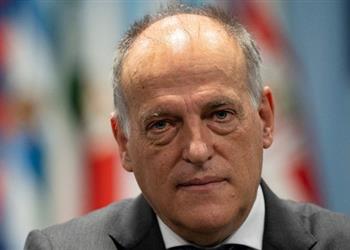 تيباس برشلونة آلة لكسب المال ويستطيع العودة لوضعه الطبيعي في حالة واحدة