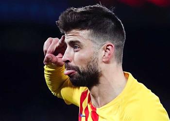 آس برشلونة يتطلع للتخلص من بيكيه والحل عند اللاعب