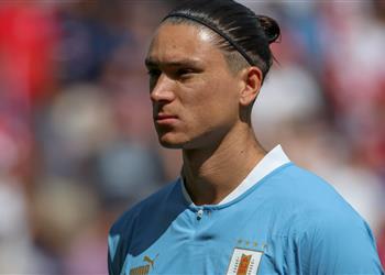 تقارير نونيز يغادر معسكر أوروجواي من أجل ليفربول