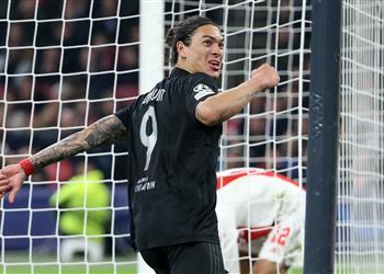 ليفربول يكثف مفاوضاته مع بنفيكا لتخفيض رسوم صفقة نونيز