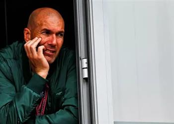 تقارير توضح حقيقة اتفاق باريس سان جيرمان مع زيدان