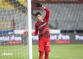 الهاني سليمان يوجه نصيحة لـ مصطفى شوبير بعد ظهوره في مباراة الأهلي والمصري بالسلوم