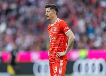 ليفاندوفسكي يحسم موقفه من الانتقال إلى برشلونة بعد اهتمام باريس سان جيرمان