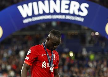 83 مليون إسترليني ميرور توضح طلبات ماني لتجديد عقده مع ليفربول