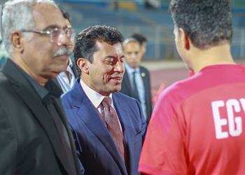 أشرف صبحي حالة واحدة ستجعلني أتدخل في عمل اتحاد الكرة مع احترامي لـ فيفا