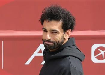 تقارير توضح سبب عدم تجديد عقد محمد صلاح حتى الآن مع ليفربول
