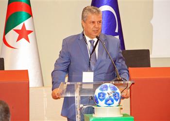 قبول استقالة رئيس الاتحاد الجزائري لكرة القدم بسبب عدم التأهل لمونديال قطر 2022