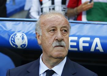 ديل بوسكي الأهلي كان أفضل من ريال مدريد في مباراة القرن