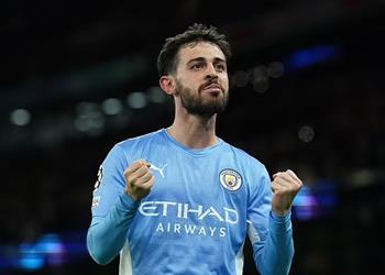 برشلونة يستغل اجتماع مباراته مع مانشستر سيتي لحسم صفقة برناردو سيلفا