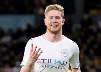 فان خال دي بروين يستحق الكرة الذهبية ولكن