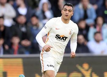 صحيفة تركية توضح موقف جالطة سراي من بيع مصطفى محمد