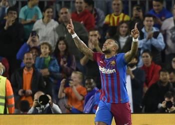 برشلونة يجمد مستقبل ديباي