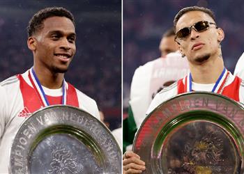 مدرب أياكس يرد على اهتمام مانشستر يونايتد بضم يوريان تيمبر وأنتوني