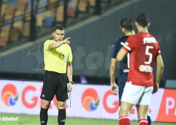 جريشة الحكم الروماني تغاضى عن ركلة جزاء لـ بيراميدز أمام الأهلي