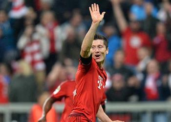 تقارير توضح المقابل المادي المحتمل لصفقة انتقال ليفاندوفسكي إلى برشلونة