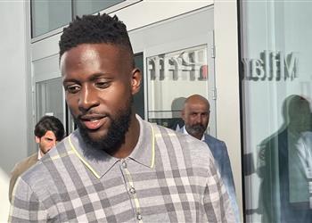 أوريجي يصل إيطاليا تمهيد ا لانتقاله إلى ميلان