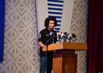 علي زين يطير للجزائر للمشاركة مع منتخب اليد في دورة ألعاب البحر المتوسط