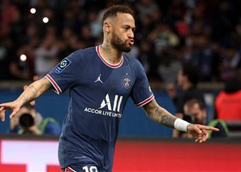 باريس سان جيرمان يبلغ نيمار بموقفه من رحيله مع اهتمام تشيلسي