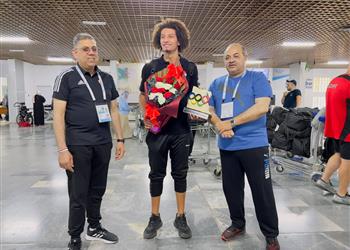 الأولمبية المصرية تكرم علي زين بعد وصوله الجزائر استعداد ا للمشاركة بدورة البحر المتوسط