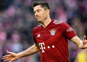 بيلد برشلونة يقدم عرضه الثالث لضم ليفاندوفسكي وانفراجة محتملة