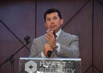 وزير الرياضة كنت متحمس ا لعودة كيروش وخطأ اتحاد الكرة مع الأهلي لا يستوجب الرحيل