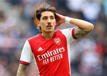 أتلتيكو مدريد يتفاوض مع آرسنال من أجل بيليرين