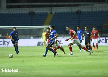 فيديو الأهلي يتفنن في إهدار الفرص ويسقط بثلاثية أمام سموحة بالدوري