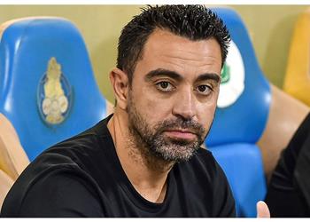 تشافي يطالب ثلاثي برشلونة بالبحث عن فريق آخر