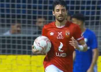 فيديو طاهر محمد طاهر يسجل هدف الأهلي الأول أمام سموحة