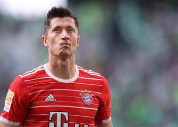 وكيل ليفاندوفسكي السابق يلمح لتمرده على بايرن ميونخ وهونيس يرد