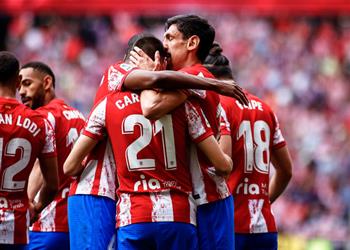 رسمي ا أتلتيكو مدريد ي علن رحيل مدافعه