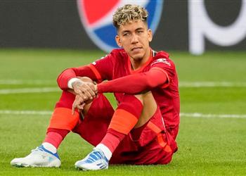 يوفنتوس يعرض لاعبه على ليفربول في صفقة تبادلية لضم فيرمينو