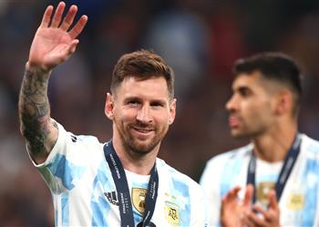 مارتينيز الأرجنتين تقاتل كالأسود من أجل ميسي