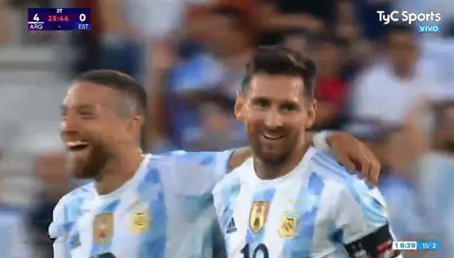 ميجا هاتريك ميسي في مباراة الارجنتين واستونيا الودية