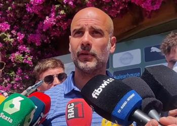 جوارديولا يشيد بـ تشافي ويؤكد ليفاندوفسكي سيتأقلم سريع ا إذا انتقل إلى برشلونة