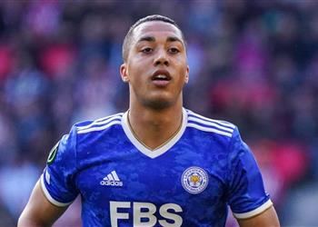 تيليمانس يراوغ بشأن مستقبله مع ليستر سيتي وسط اهتمام آرسنال وتوتنهام