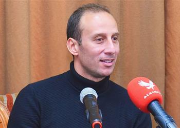 أمير توفيق يسخر من أنباء محاولة تعاقد الأهلي مع لاعب منتخب الشباب