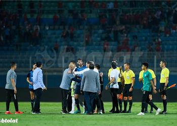 جهاد جريشة يوضح هل كان يستحق أحمد توفيق الطرد في مباراة الأهلي وبيراميدز