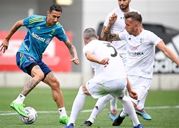 يوفنتوس ي مطر شباك بينيرولو بتسعة أهداف ودي ا